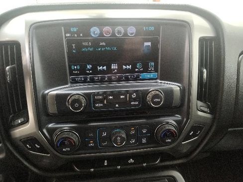Used 2018 Chevrolet Silverado 1500 LT w/ All Star Edition AWD/4WD image 21