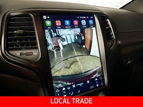 Used 2018 Jeep Grand Cherokee Altitude image 4