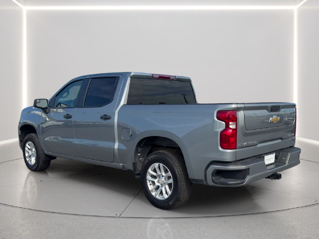Used 2026 Chevrolet Silverado 1500 Custom RWD image 7