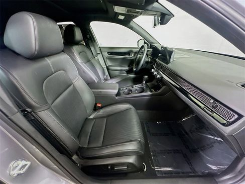 Used 2022 Honda Civic Sport Touring image 12