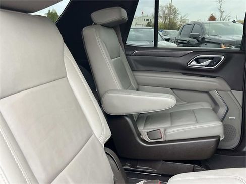 Used 2021 Chevrolet Tahoe Z71 w/ Z71 Off-Road Package image 24