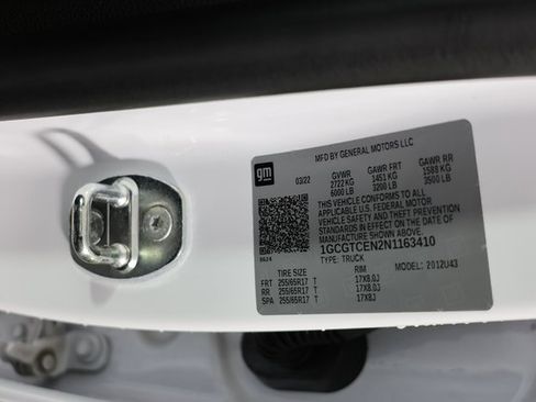 Used 2022 Chevrolet Colorado LT w/ Safety Package image 28