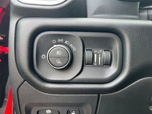 Used 2022 RAM 1500 Laramie image 18