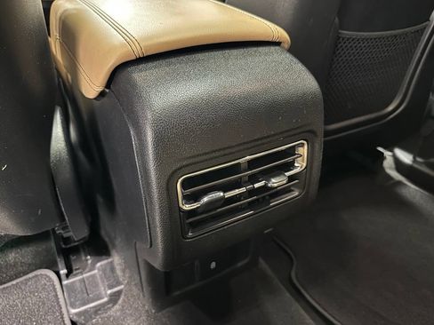 Used 2021 Lincoln Corsair Grand Touring w/ Towing Package I AWD/4WD image 48