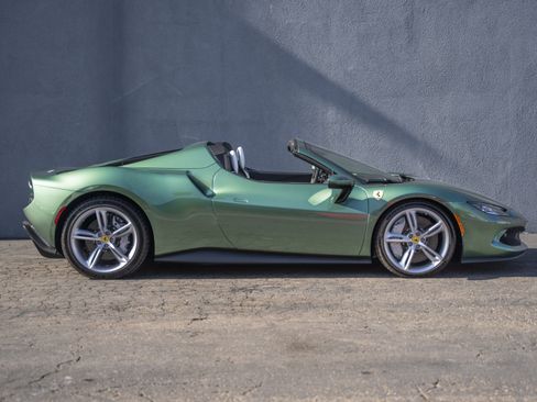 Used 2024 Ferrari 296 GTS image 6