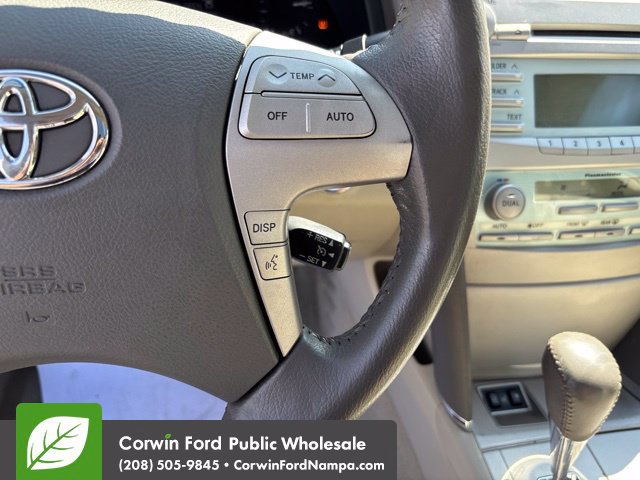 Used 2009 Toyota Camry Hybrid w/ Leather Pkg FWD image 17