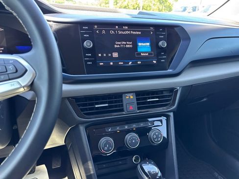 Certified 2023 Volkswagen Taos SE FWD image 22