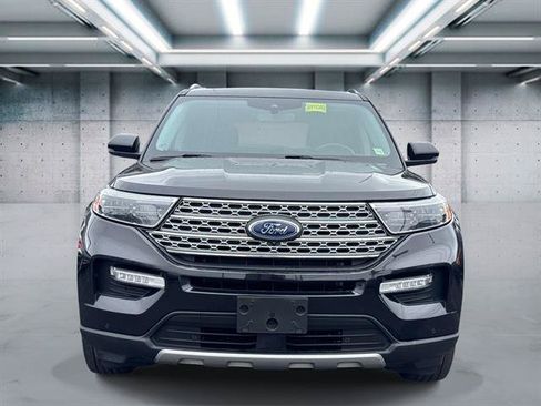 Used 2021 Ford Explorer Limited w/ Equipment Group 301A AWD/4WD image 28