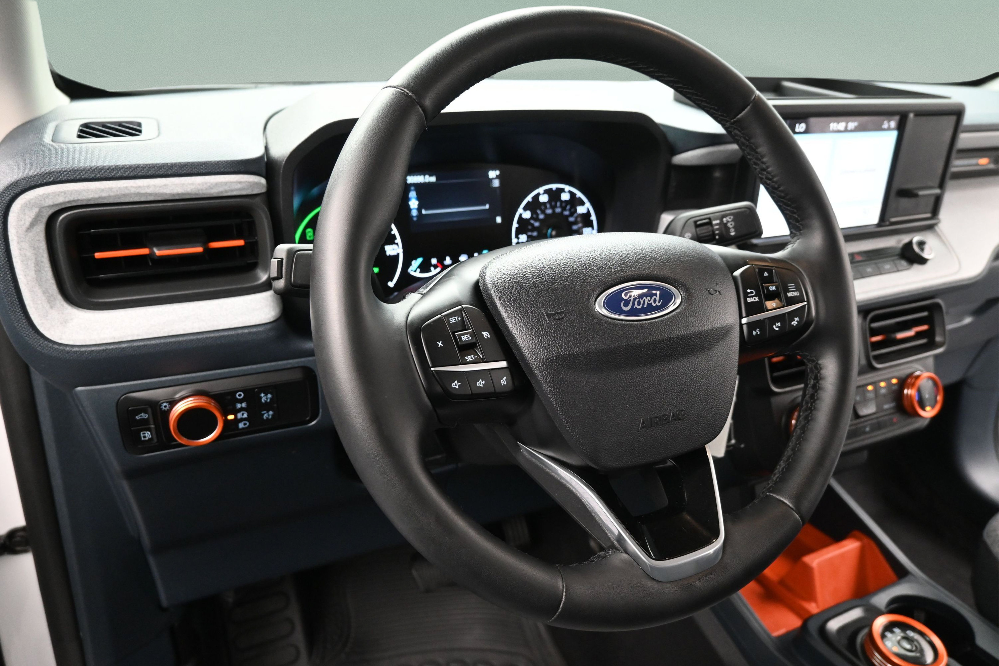 Used 2023 Ford Maverick XLT w/ XLT Luxury Package FWD image 13