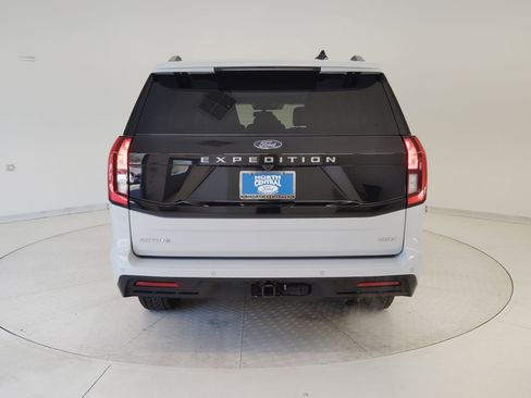 Certified 2025 Ford Expedition Max Active image 10