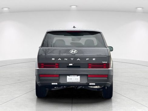 Used 2026 Hyundai Santa Fe SE FWD image 5