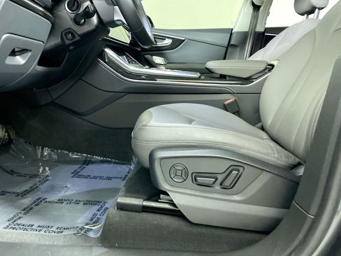 Certified 2025 Audi Q8 Premium Plus w/ Premium Plus Package image 27