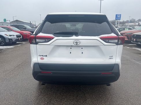 Used 2023 Toyota RAV4 LE image 6