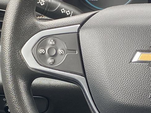 Used 2020 Chevrolet Traverse LS image 18