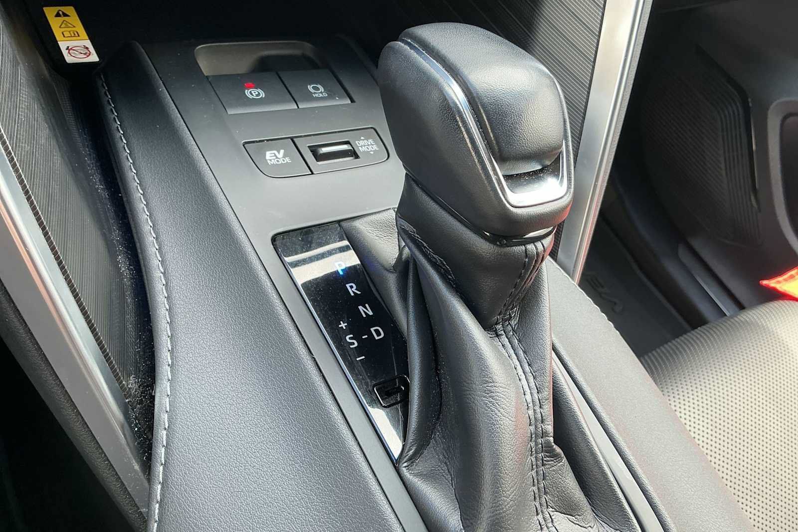 Used 2021 Toyota Venza Limited AWD/4WD image 21