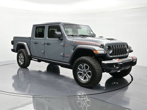 New 2026 Jeep Gladiator Mojave image 3