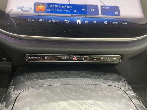 Used 2026 Mercedes-Benz E 350 Sedan image 4