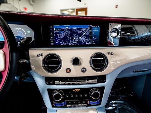 Used 2024 Rolls-Royce Spectre w/ Spectre Launch Package image 59