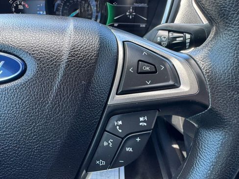 Used 2020 Ford Fusion SE FWD image 44