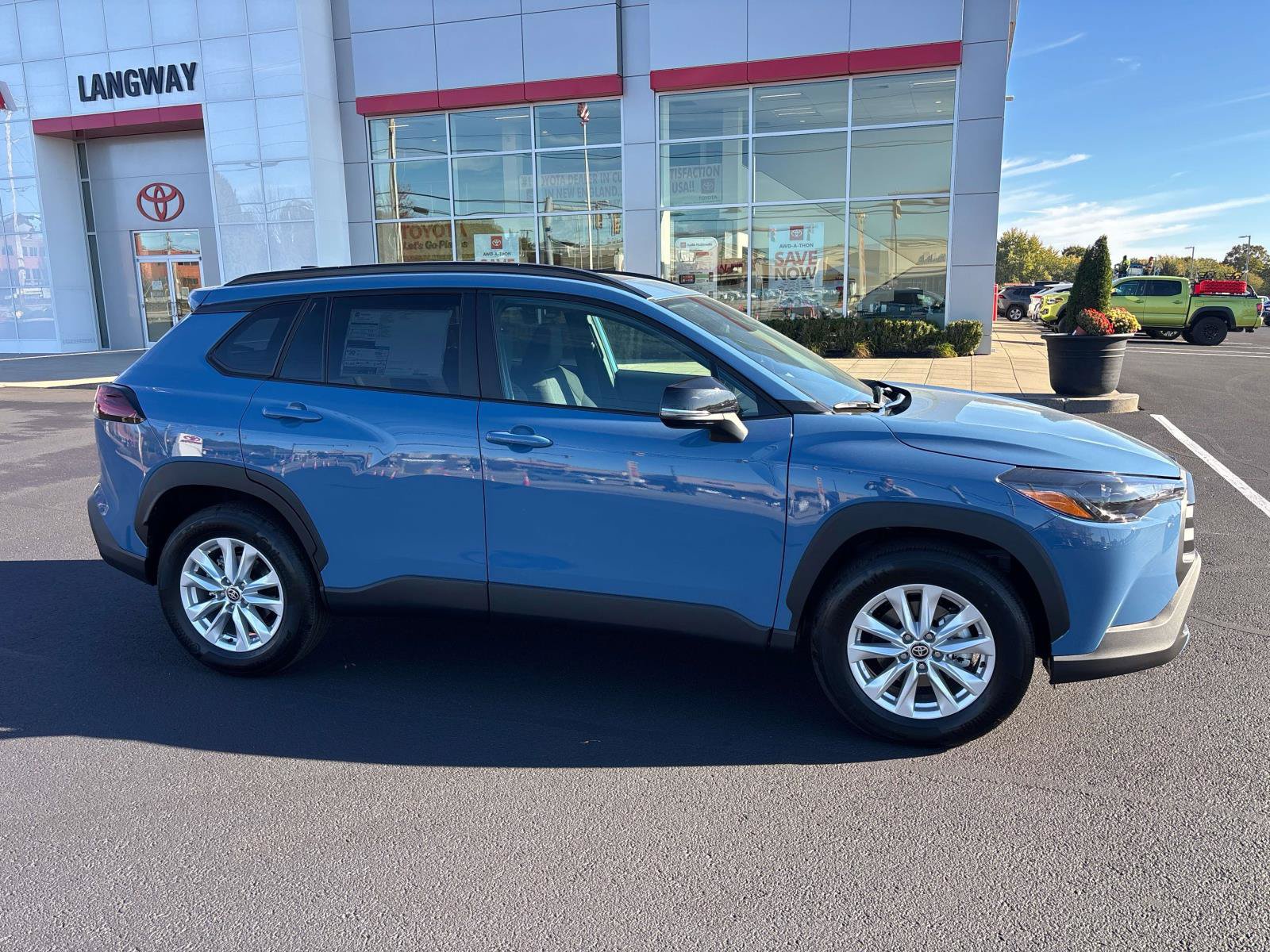 New 2026 Toyota Corolla Cross LE w/ Moonroof Package AWD/4WD image 2