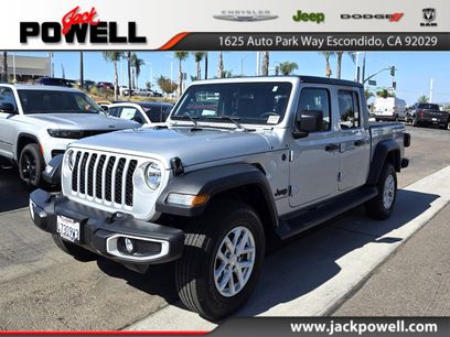 Certified 2023 Jeep Gladiator Sport