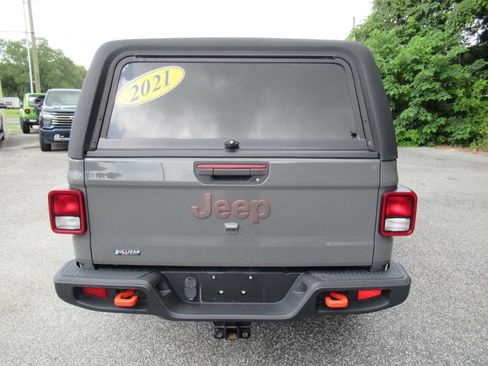 Used 2021 Jeep Gladiator Mojave w/ Trailer Tow Package AWD/4WD image 7