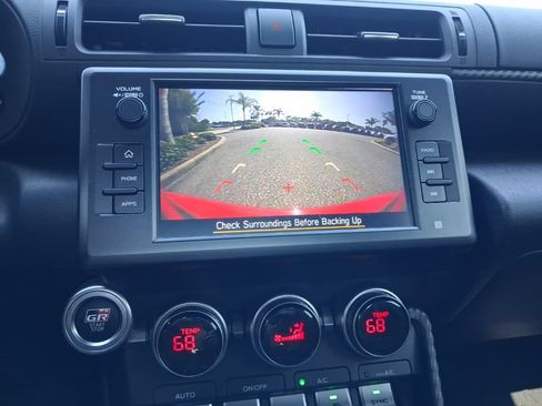 Used 2023 Toyota GR86 Premium RWD image 22
