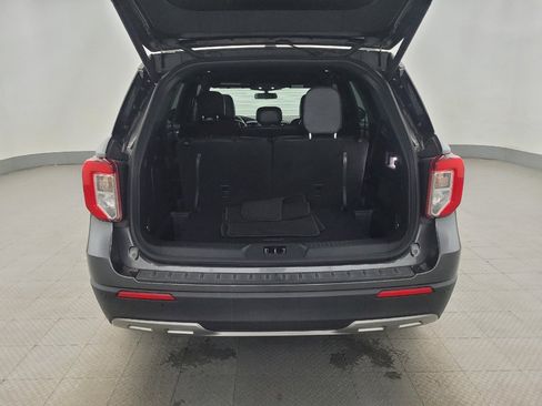 Used 2020 Ford Explorer XLT w/ Equipment Group 202A image 29