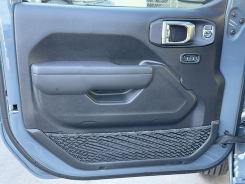 New 2025 Jeep Wrangler Sport S AWD/4WD image 17