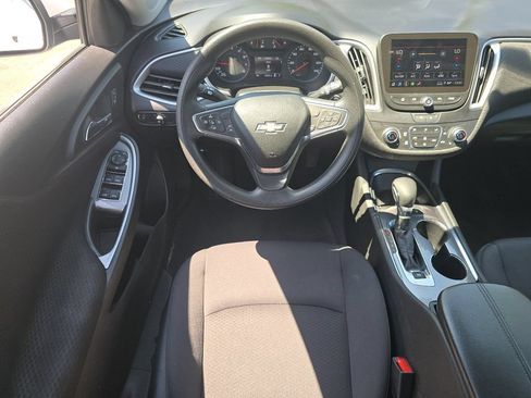 Used 2024 Chevrolet Malibu LT FWD image 21