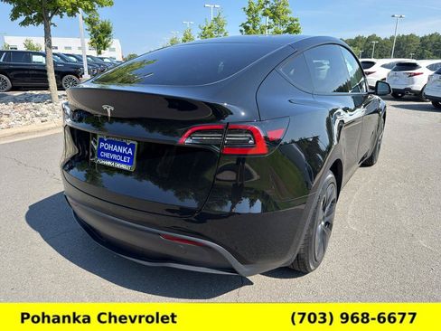 Used 2025 Tesla Model Y Long Range RWD image 7