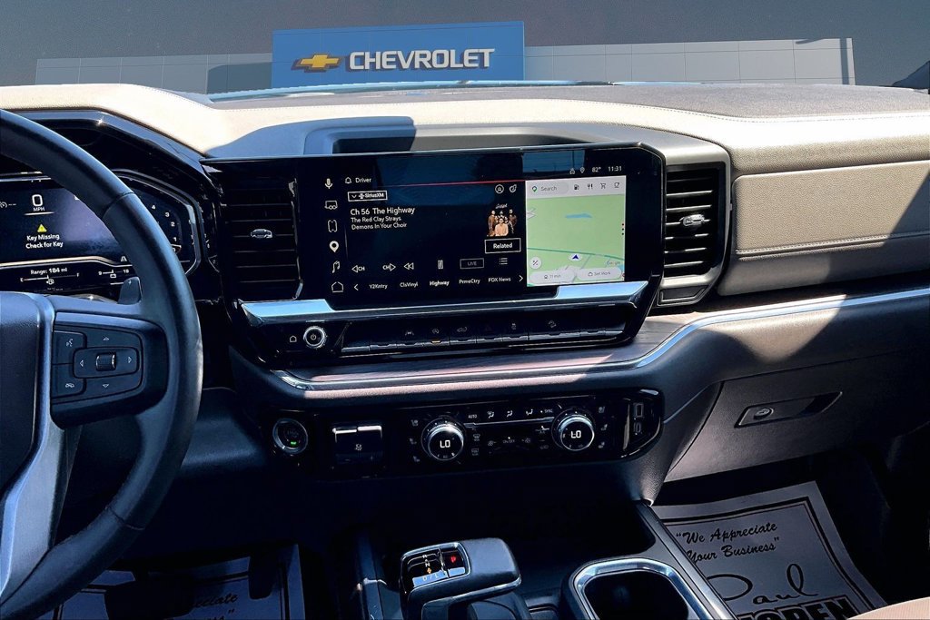 Used 2023 GMC Sierra 1500 SLT AWD/4WD image 10