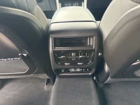 Used 2022 Jeep Grand Cherokee Trailhawk w/ Luxury Tech Group III AWD/4WD image 30