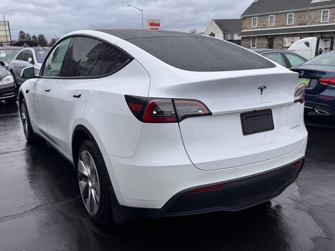 Used 2021 Tesla Model Y Long Range image 6