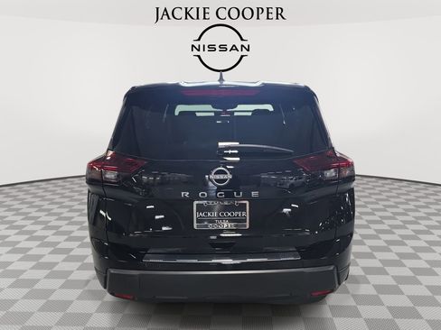 New 2026 Nissan Rogue SV image 6
