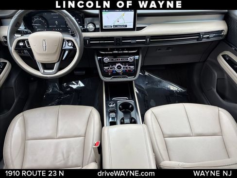 Certified 2022 Lincoln Corsair AWD w/ Premium Package image 25