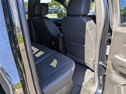 Used 2024 Chevrolet Colorado LT w/ LT Convenience Package III image 37