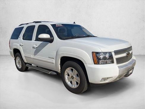 Used 2011 Chevrolet Tahoe LT w/ Luxury Package image 3