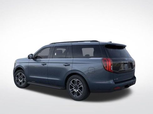 New 2026 Ford Expedition Active image 5