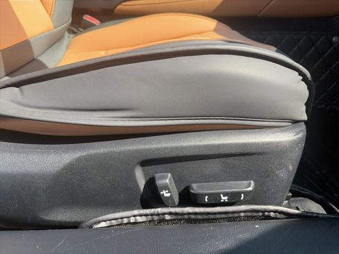 Used 2016 Lexus RC 200t w/ Accessory Package 2 RWD image 25