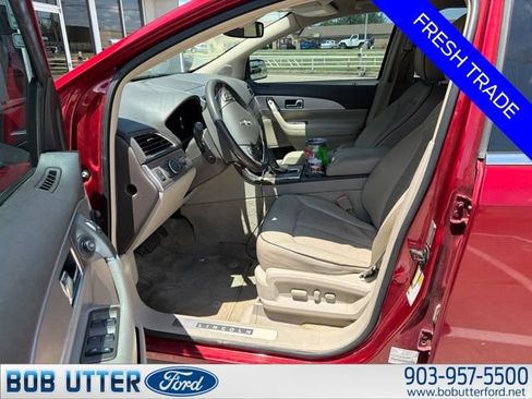 Used 2013 Lincoln MKX FWD image 6