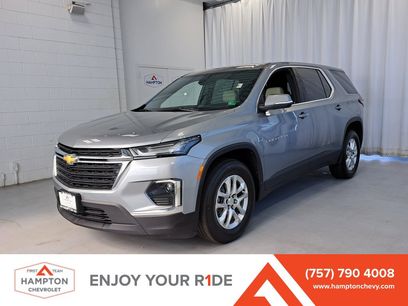 Used 2023 Chevrolet Traverse LS w/ Safety Package