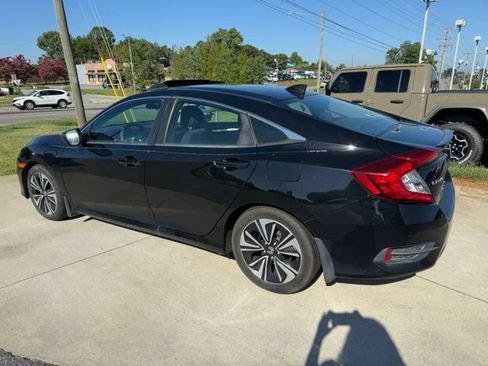 Used 2016 Honda Civic EX-T image 8