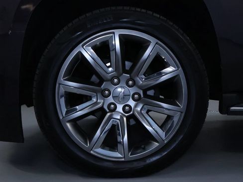 Used 2015 Chevrolet Tahoe LTZ AWD/4WD image 38