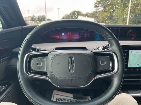 Used 2024 Lincoln Nautilus Premier w/ Jet Appearance Package image 19