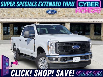 New 2025 Ford F250 XL w/ FX4 Off-Road Package