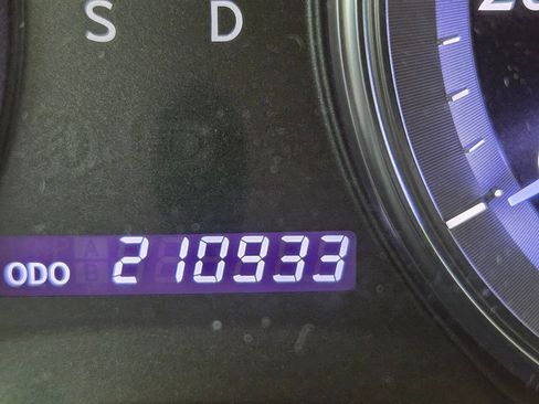 Used 2011 Lexus ES 350 FWD image 18