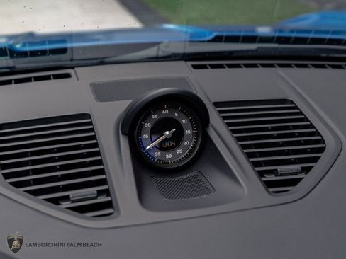 Used 2025 Porsche 911 GT3 image 14