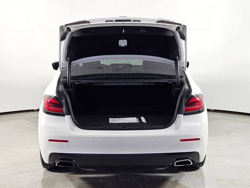 Used 2023 BMW 530e 530e iPerformance w/ Convenience Package image 10