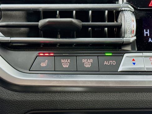 Certified 2022 BMW M4 Competition w/ Executive Package image 21